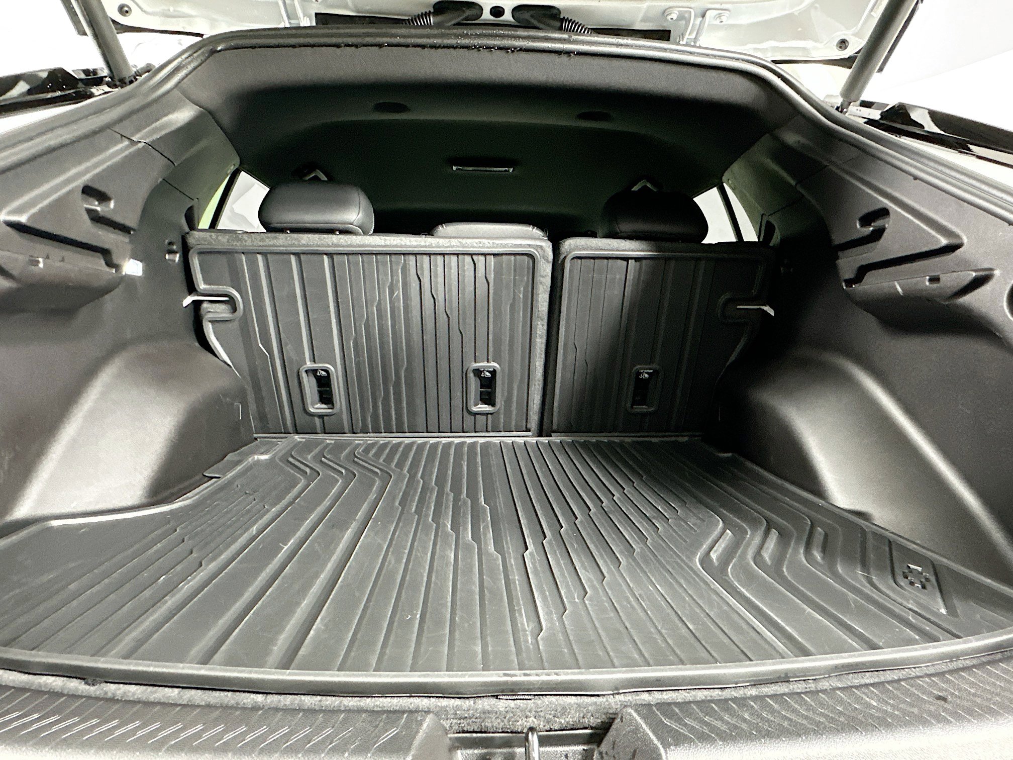 Used 2024 Chevrolet Equinox EV LT image 29