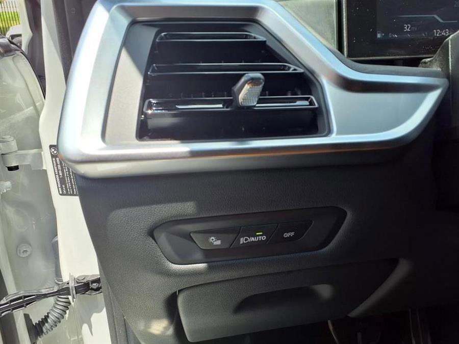 Used 2025 BMW X5 xDrive40i image 19