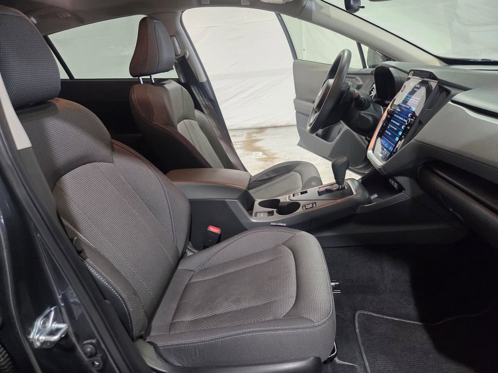 Used 2024 Subaru Crosstrek 2.0i Premium image 9