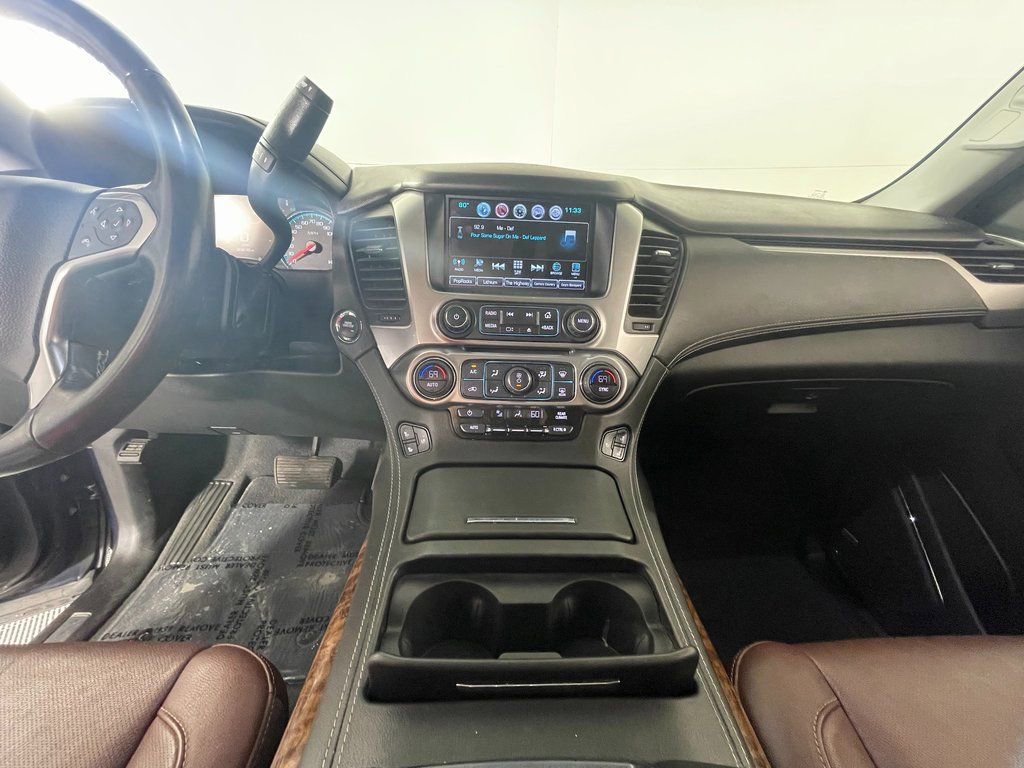 Used 2020 Chevrolet Suburban Premier w/ Premier Plus Edition AWD/4WD image 23