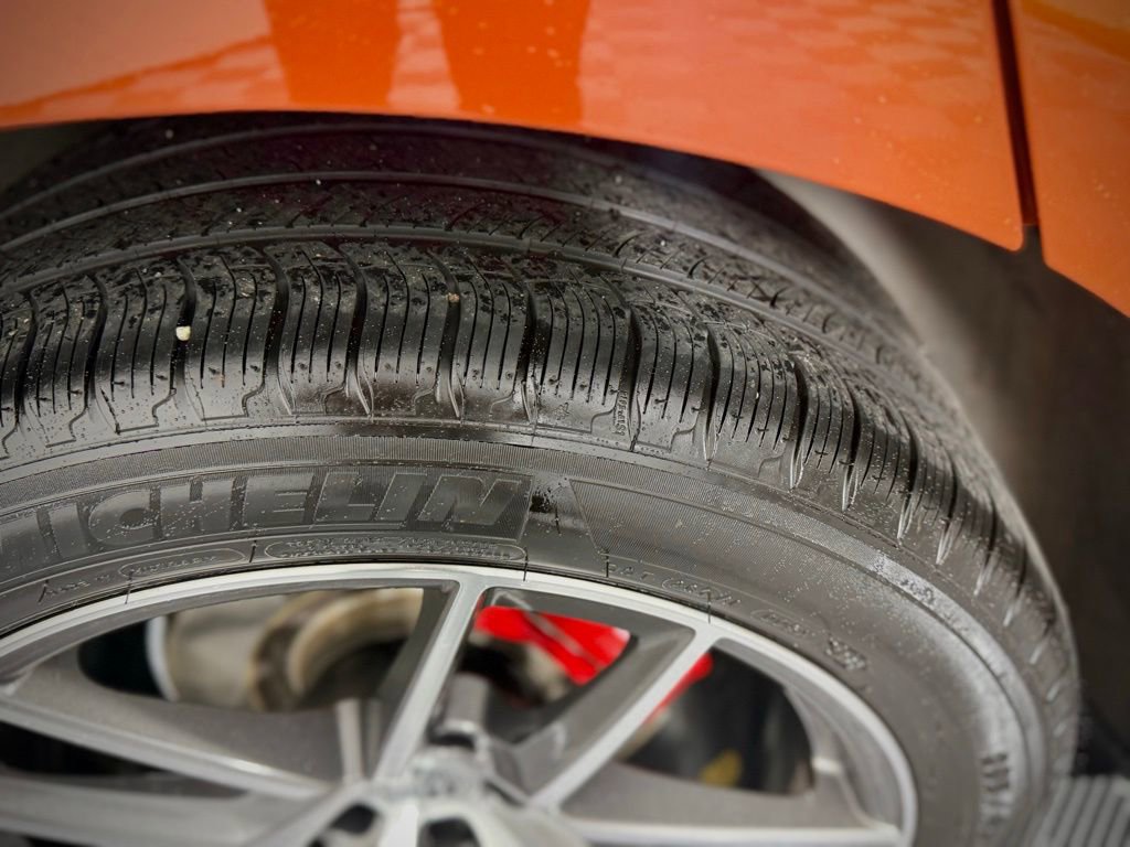 Certified 2022 Porsche Macan S AWD/4WD image 18