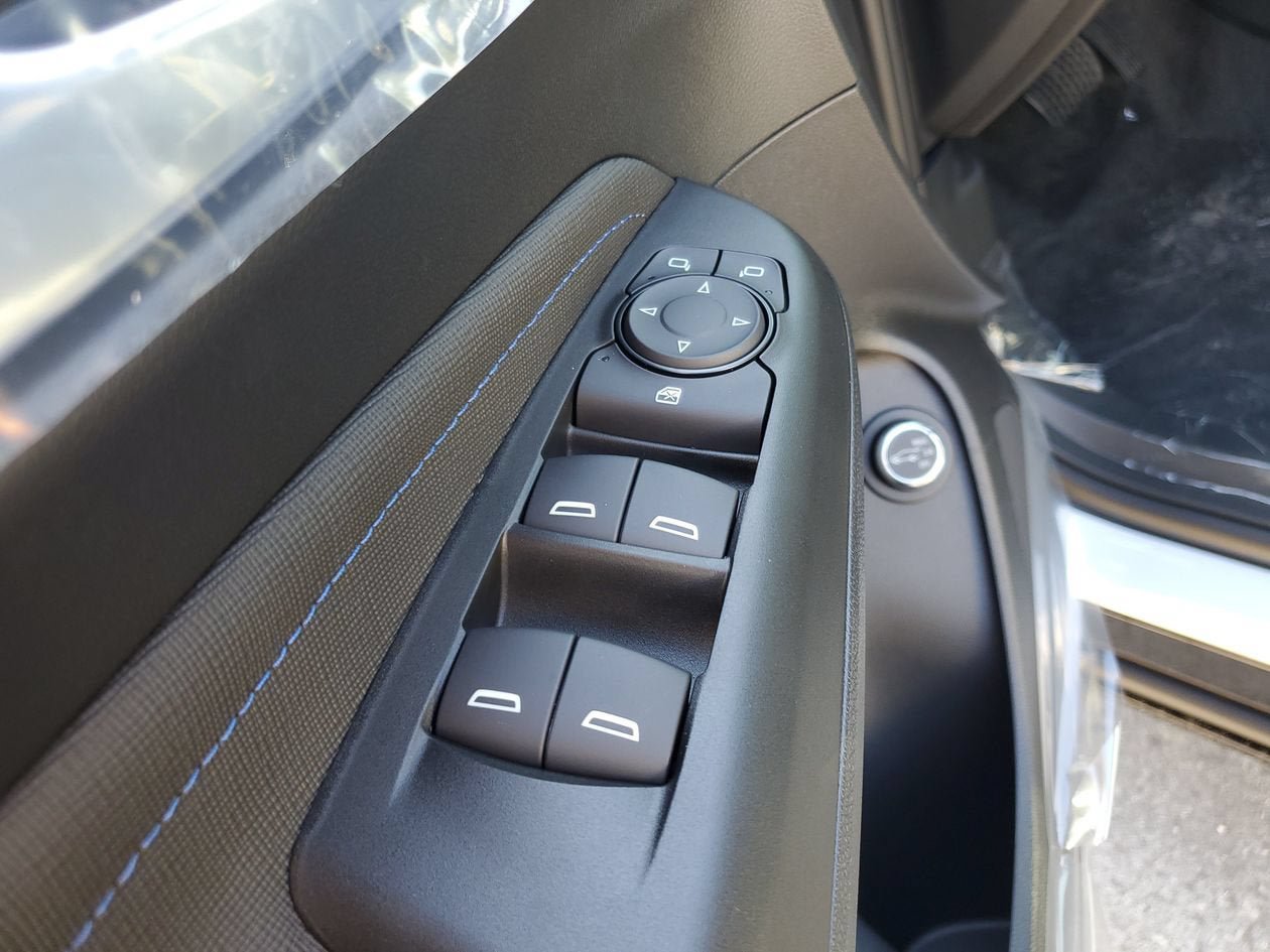 New 2026 Buick Envista Sport Touring w/ Convenience II Package FWD image 17