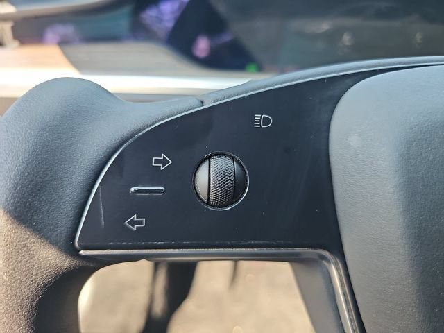 Used 2022 Tesla Model S AWD/4WD image 14