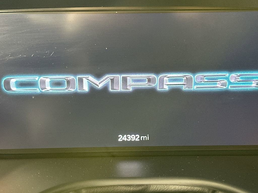 Certified 2025 Jeep Compass Trailhawk w/ Trailhawk Elite Group image 21