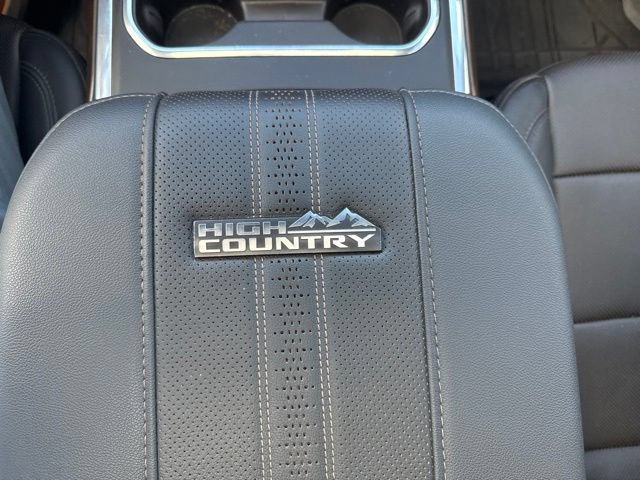Used 2024 Chevrolet Silverado 2500 High Country w/ High Country Premium Package AWD/4WD image 35