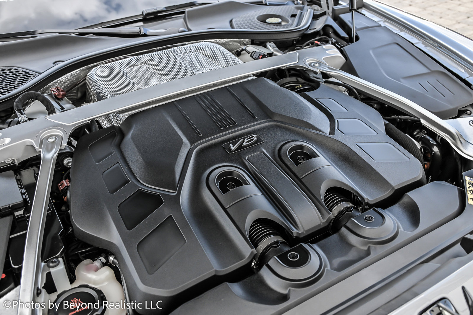 New 2025 Bentley Flying Spur Plug-In Hybrid image 17