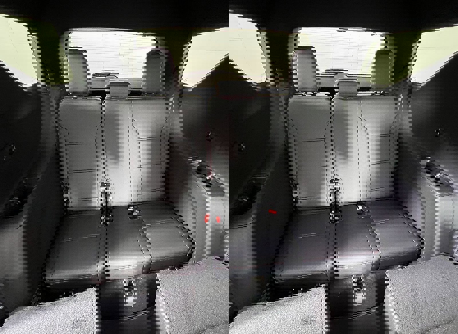 New 2026 Chevrolet Traverse RS w/ LPO, Floor Liner Package image 7