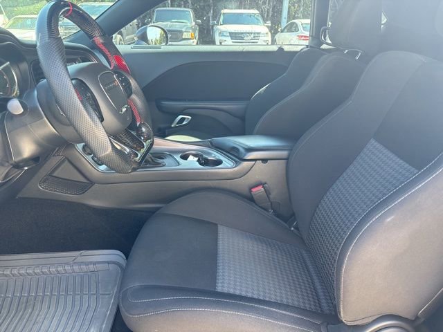 Used 2023 Dodge Challenger GT image 6
