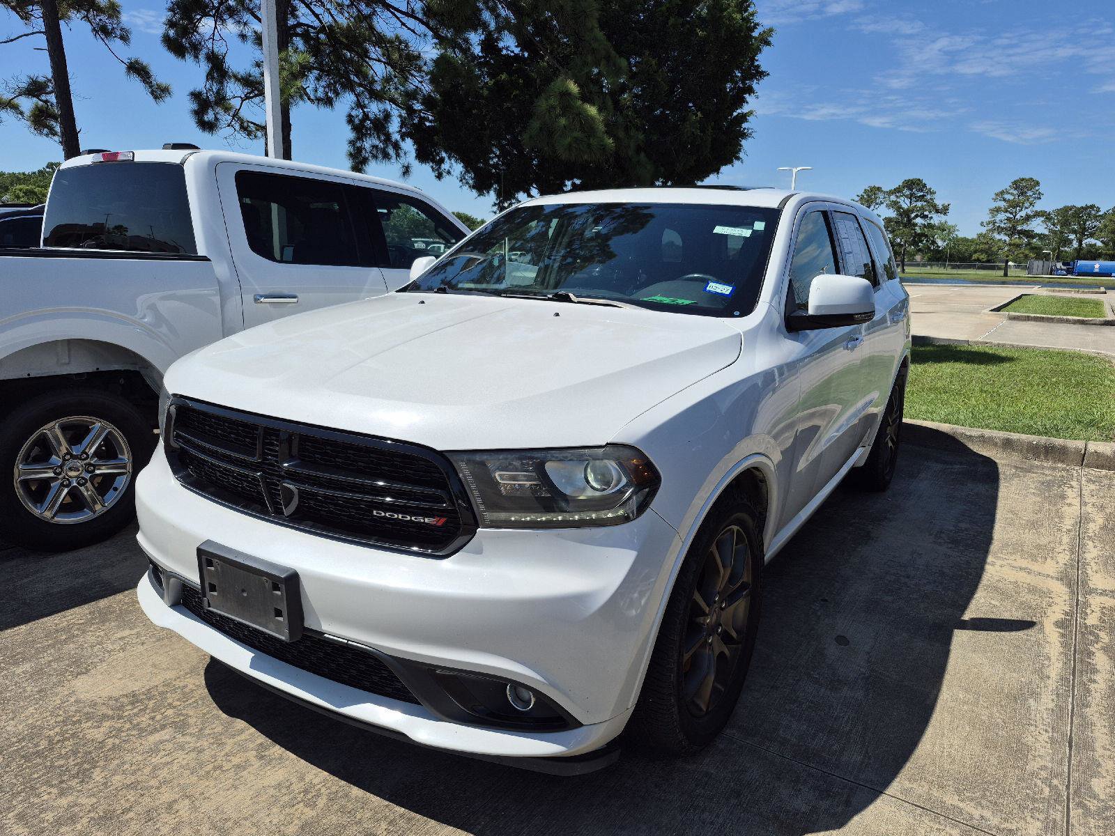 Used 2017 Dodge Durango R/T RWD image 1
