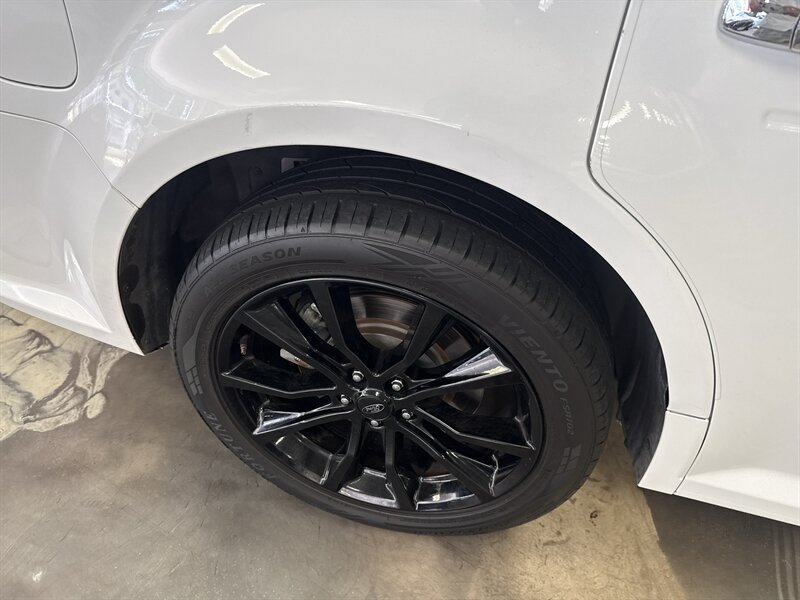 Used 2019 Ford Flex SEL w/ Equipment Group 202A FWD image 12