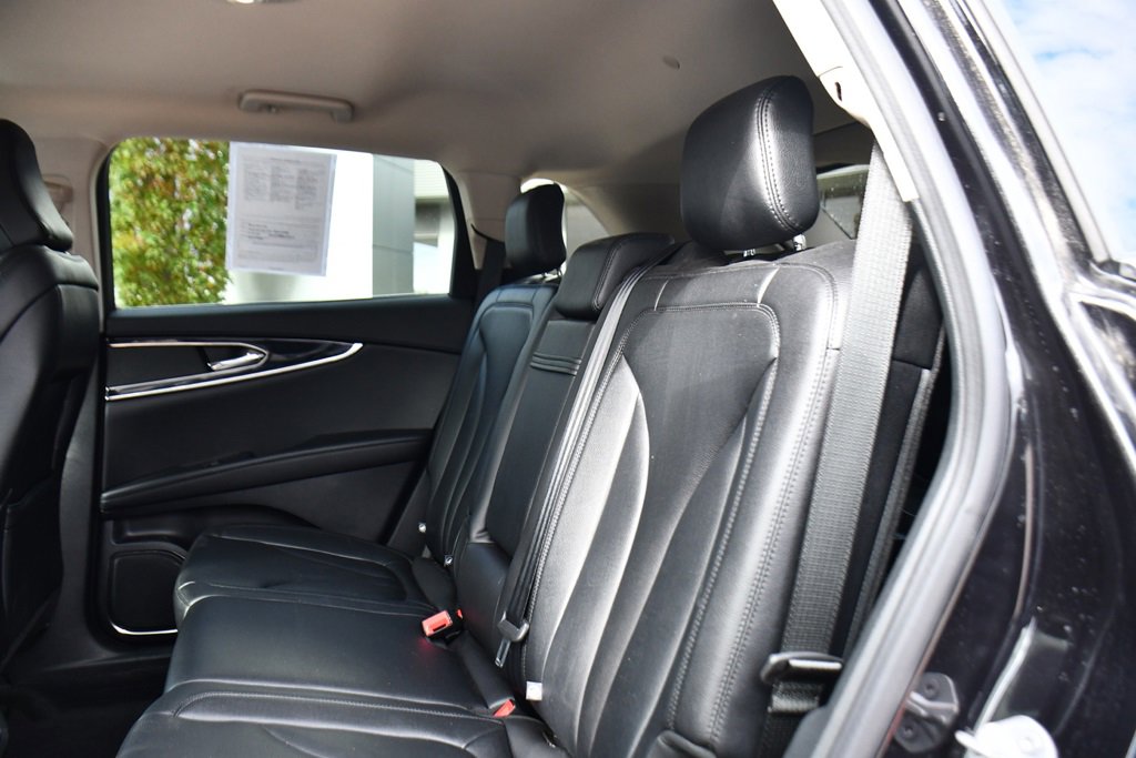 Used 2022 Lincoln Nautilus AWD w/ Premium Package image 19