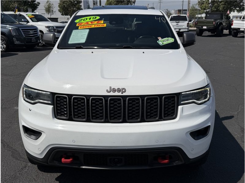 Used 2019 Jeep Grand Cherokee Trailhawk w/ Trailhawk Luxury Group AWD/4WD image 9