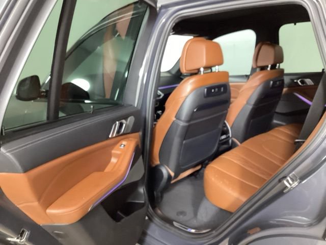 Used 2022 BMW X5 M50i w/ Executive Package AWD/4WD image 21