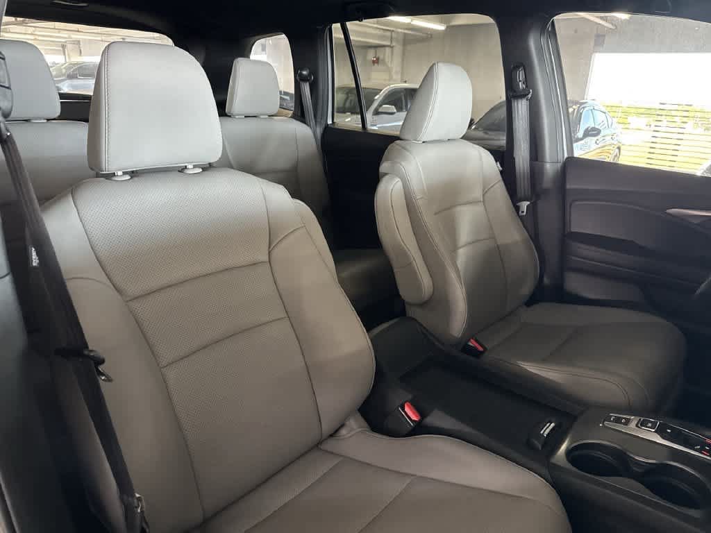 Used 2023 Honda Passport EX-L image 26