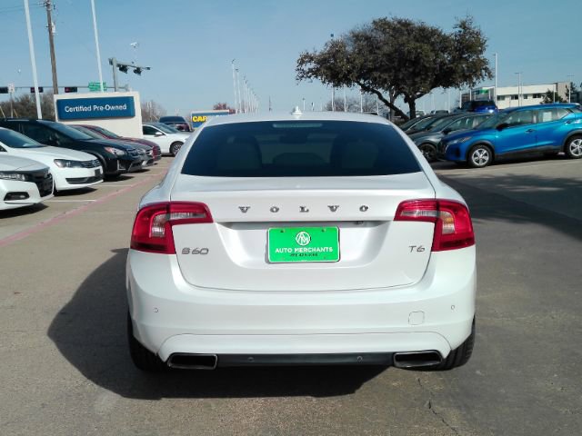 Used 2015 Volvo S60 T6 image 9