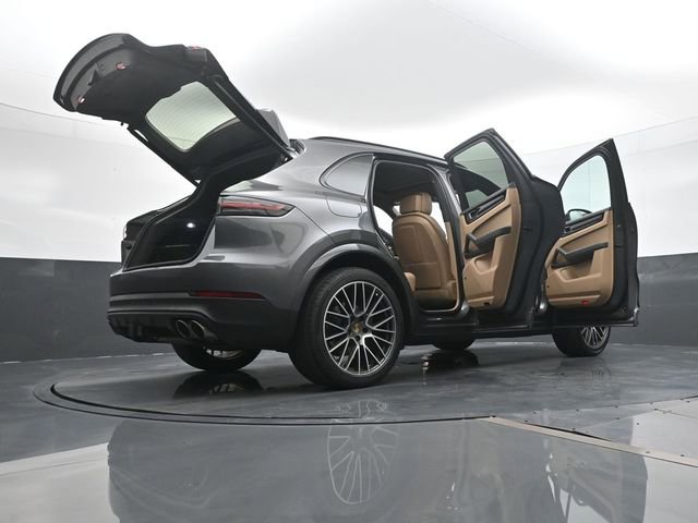 Certified 2021 Porsche Cayenne S AWD/4WD image 27