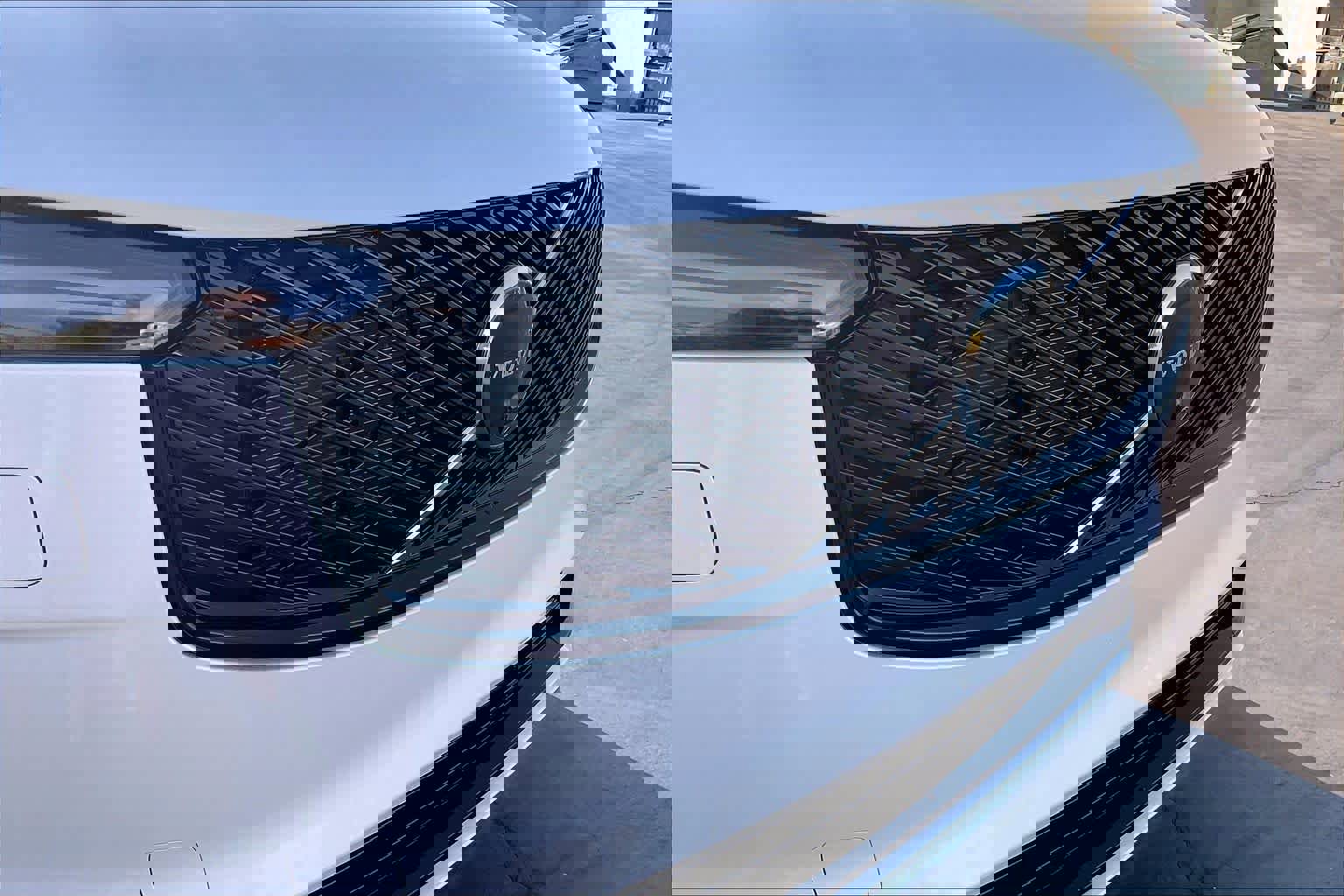 New 2026 Volvo XC90 B6 Ultra w/ Protection Package image 34