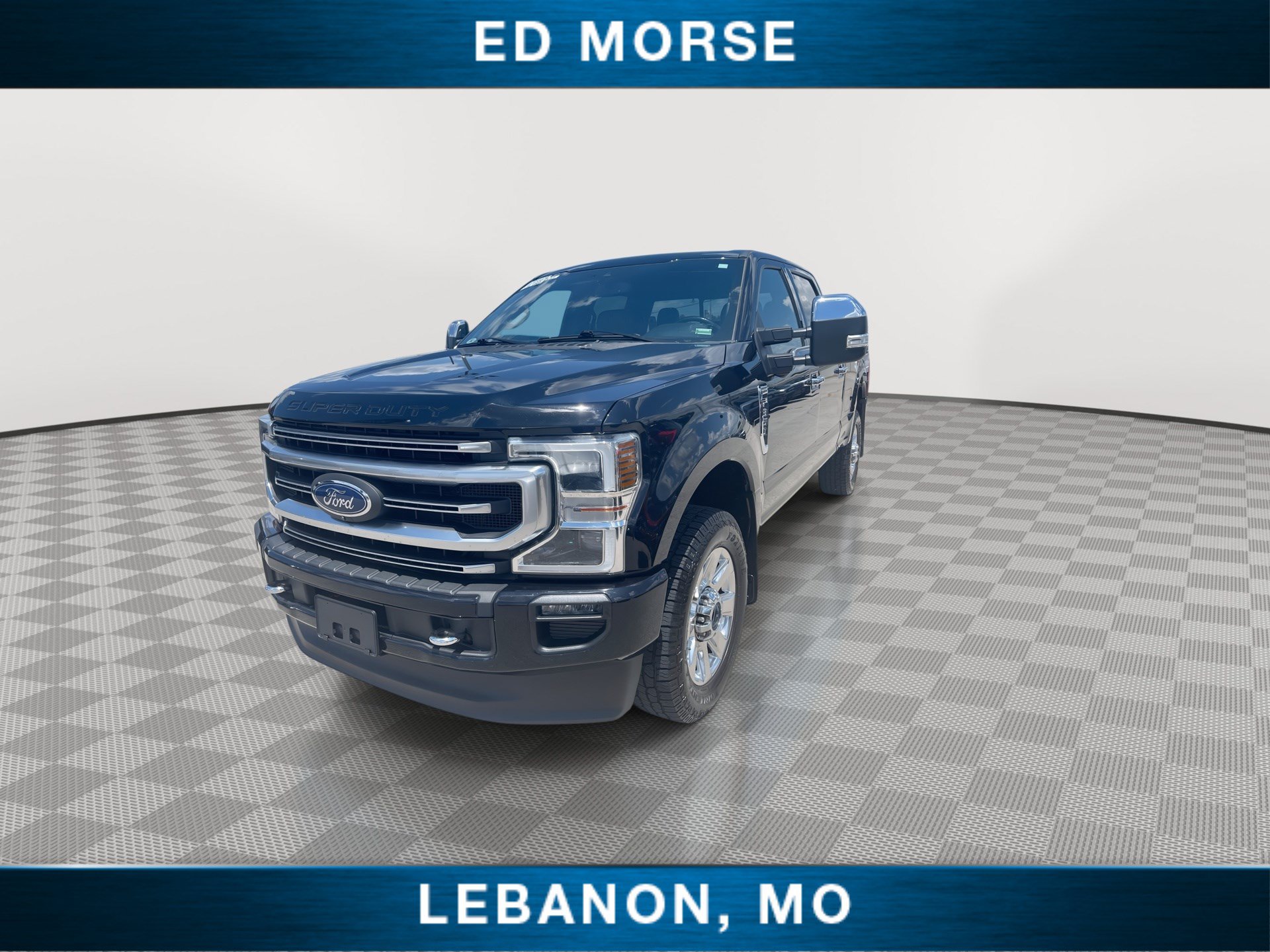 Certified 2021 Ford F350 Platinum w/ FX4 Off-Road Package AWD/4WD image 4