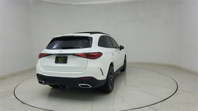 Used 2024 Mercedes-Benz GLC 300 4MATIC w/ AMG Line image 70