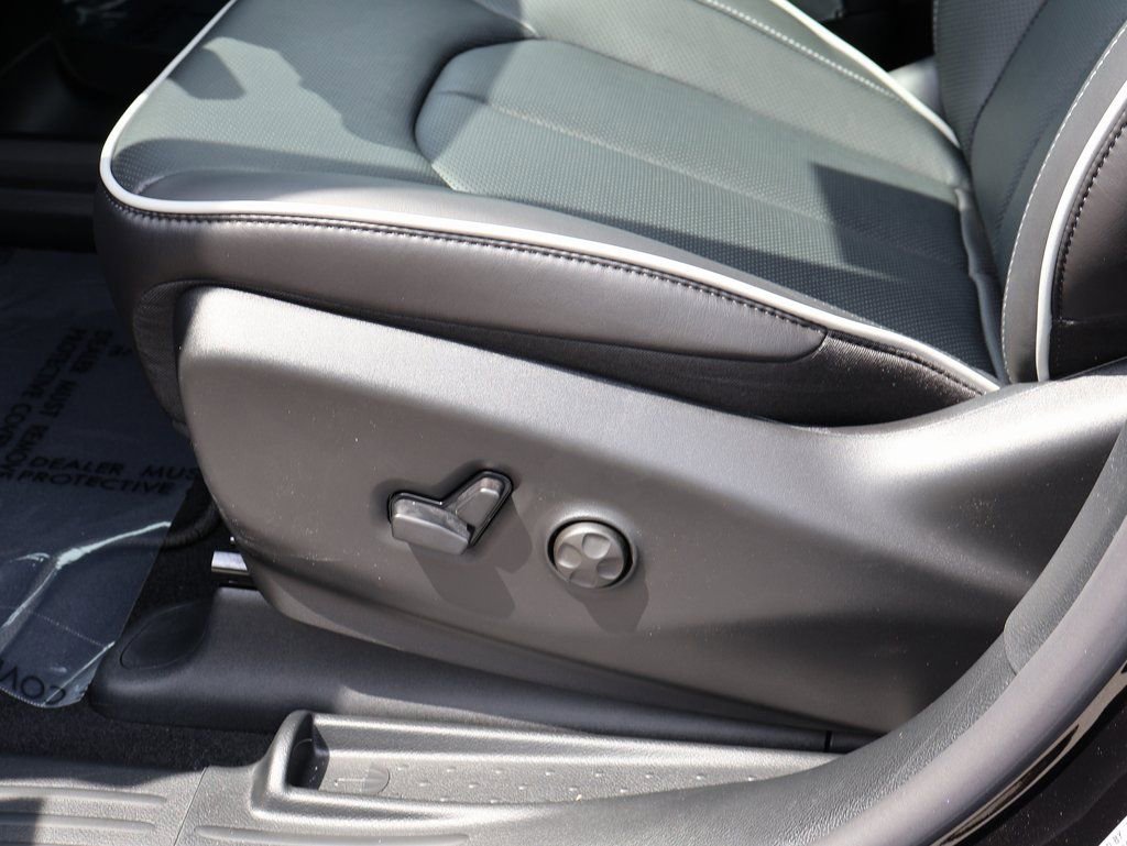 New 2026 Chrysler Pacifica Limited w/ S Appearance Package FWD image 23