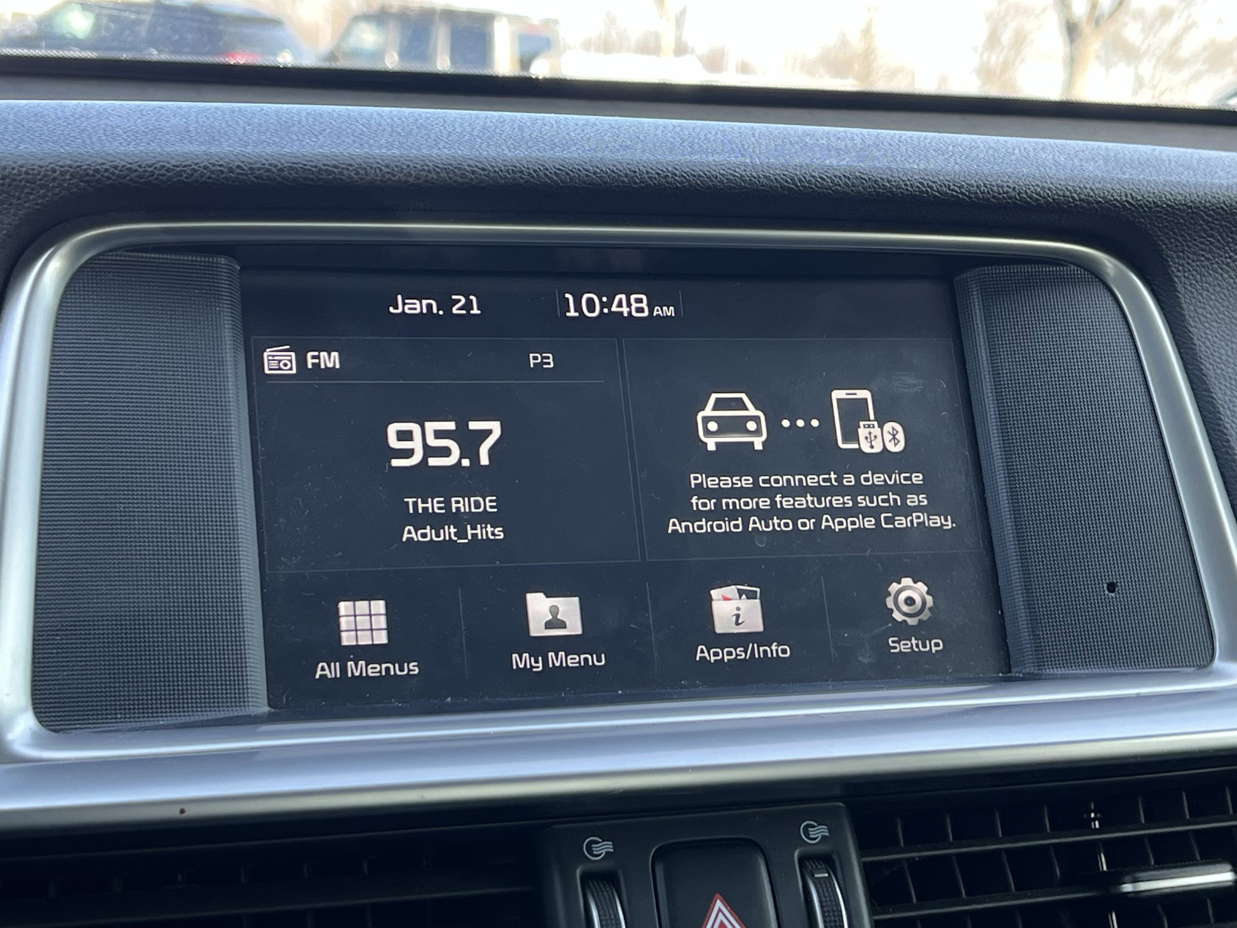 Used 2020 Kia Optima SE image 25