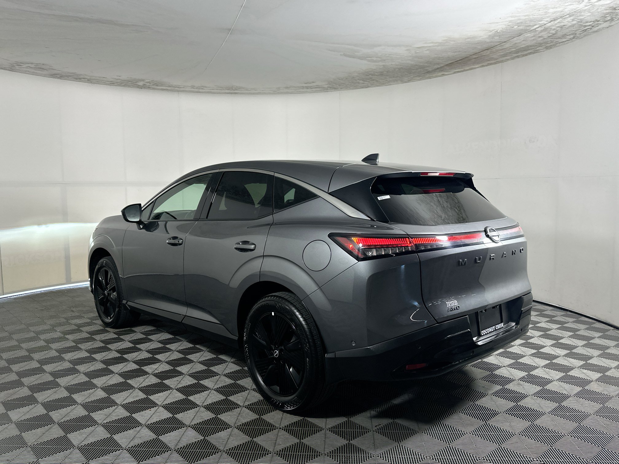 Used 2025 Nissan Murano SV AWD/4WD image 5
