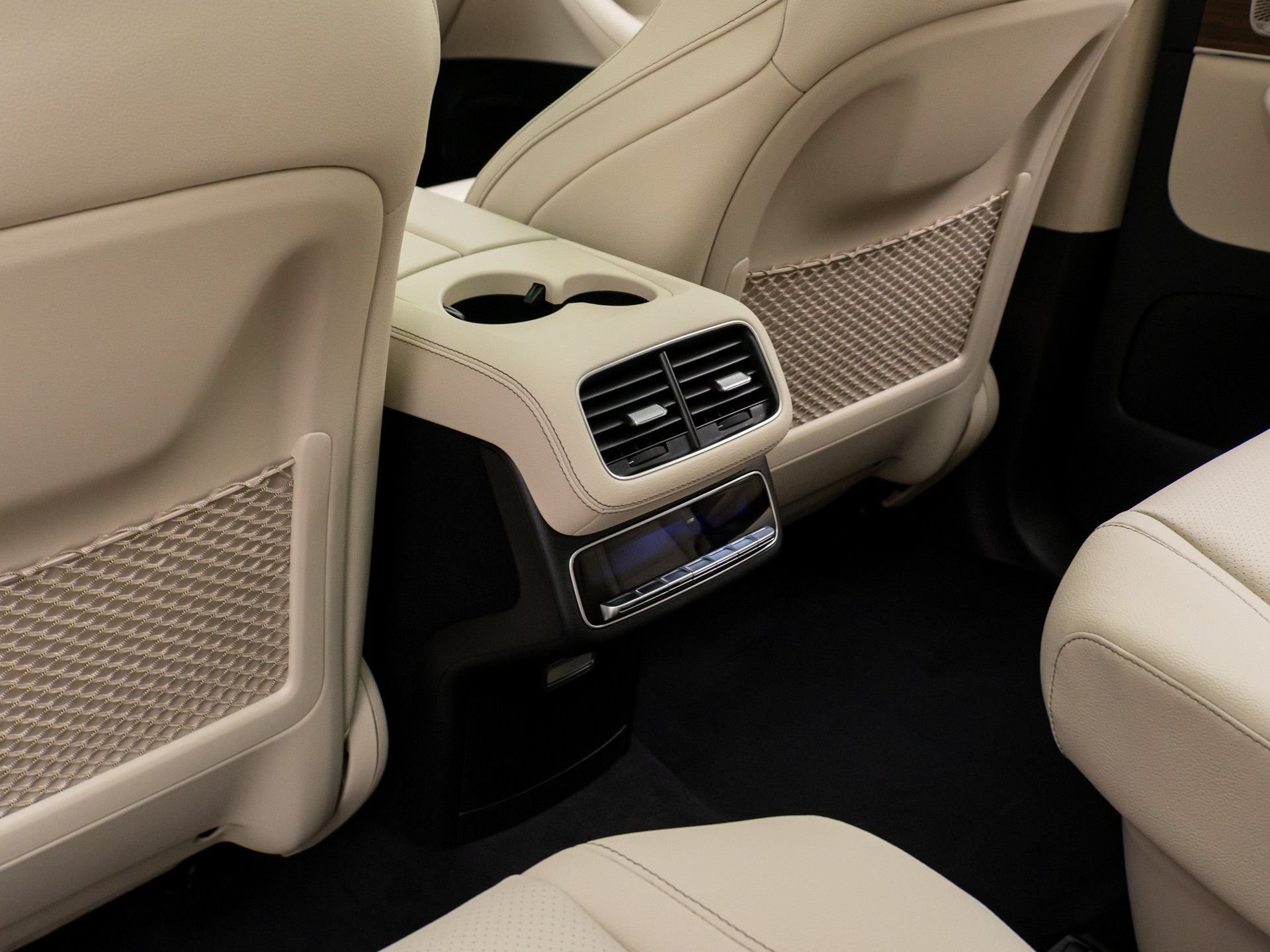 New 2026 Mercedes-Benz GLS 450 4MATIC image 17