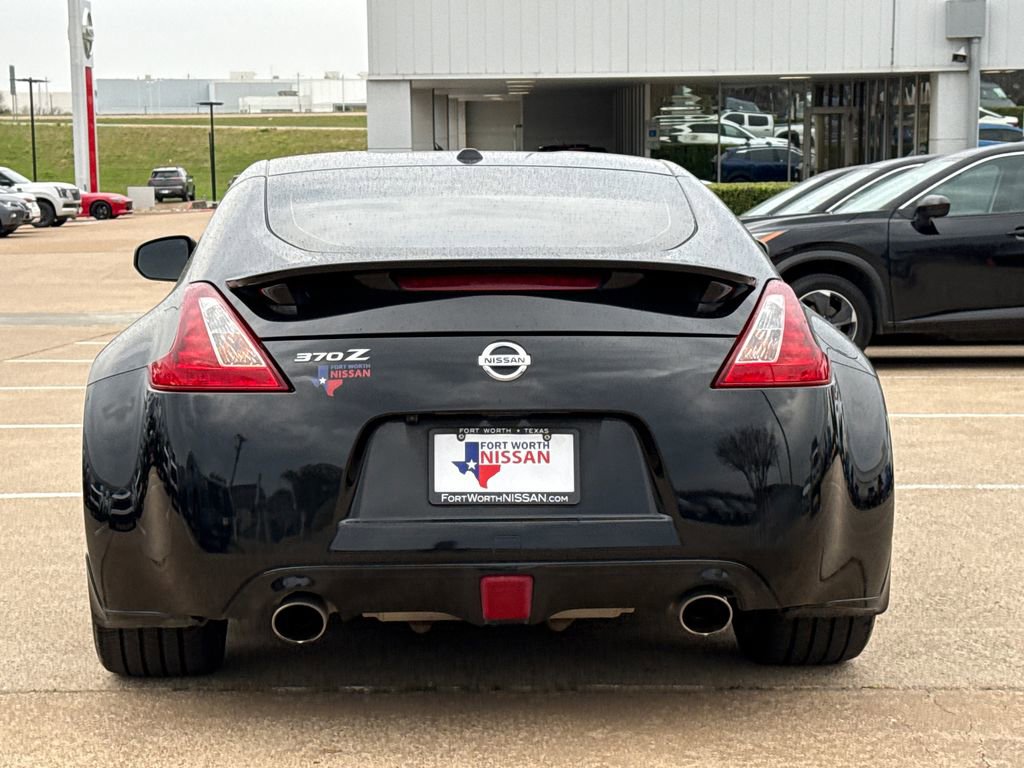 Used 2020 Nissan 370Z Touring Sport image 8