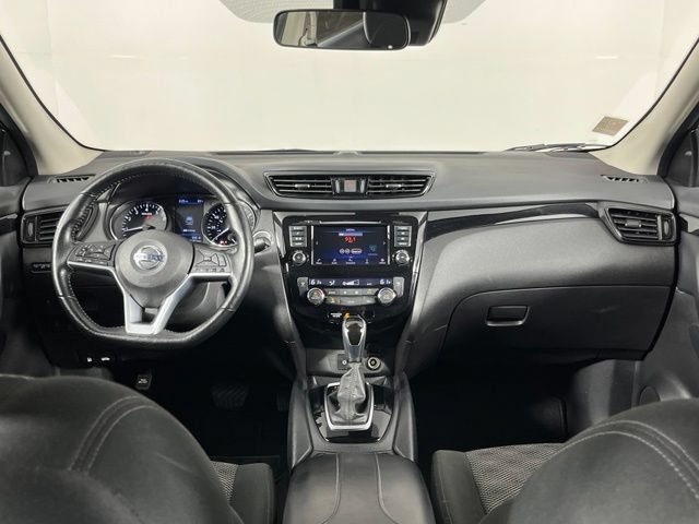 Used 2022 Nissan Rogue Sport SV AWD/4WD image 11