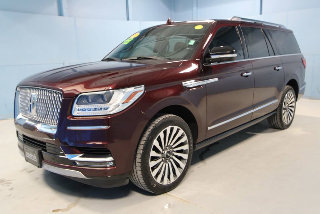 Used 2018 Lincoln Navigator L Reserve image 35