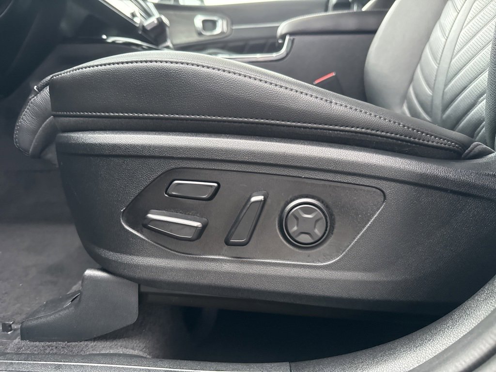 Used 2024 Kia Sorento SX Prestige image 17