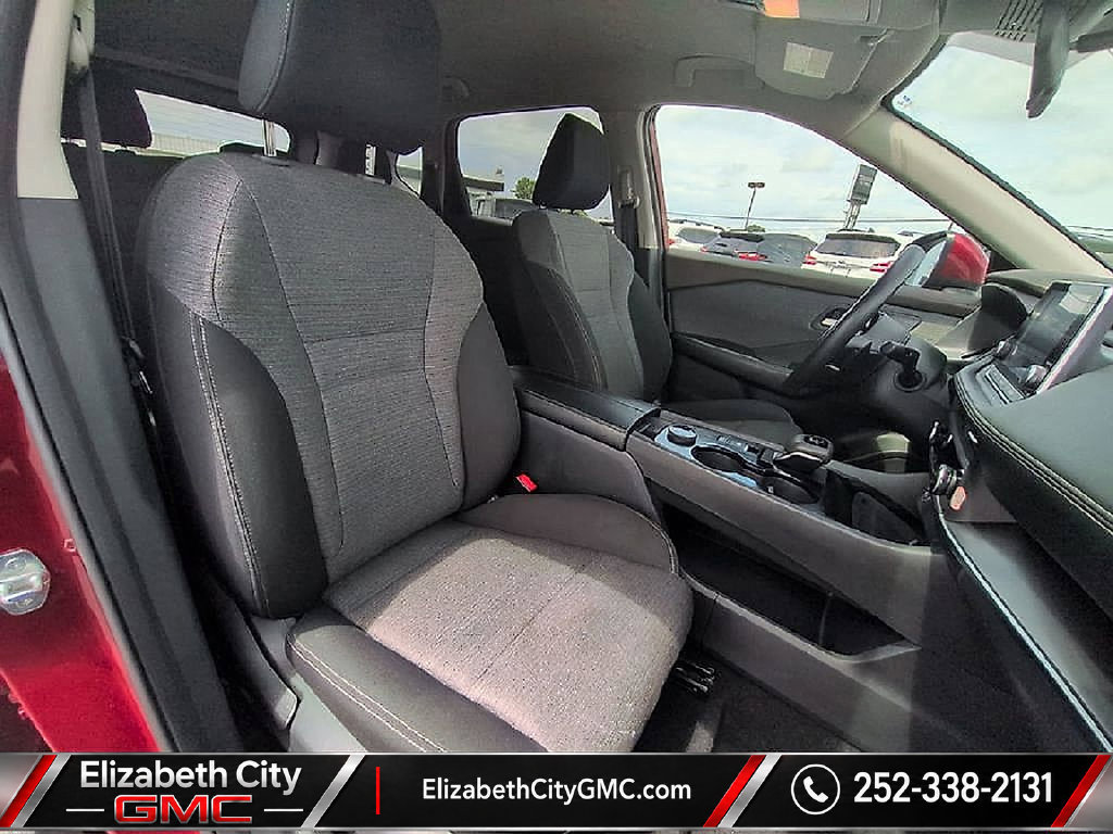 Used 2023 Nissan Rogue SV AWD/4WD image 23