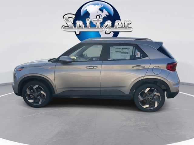New 2025 Hyundai Venue SEL FWD image 6