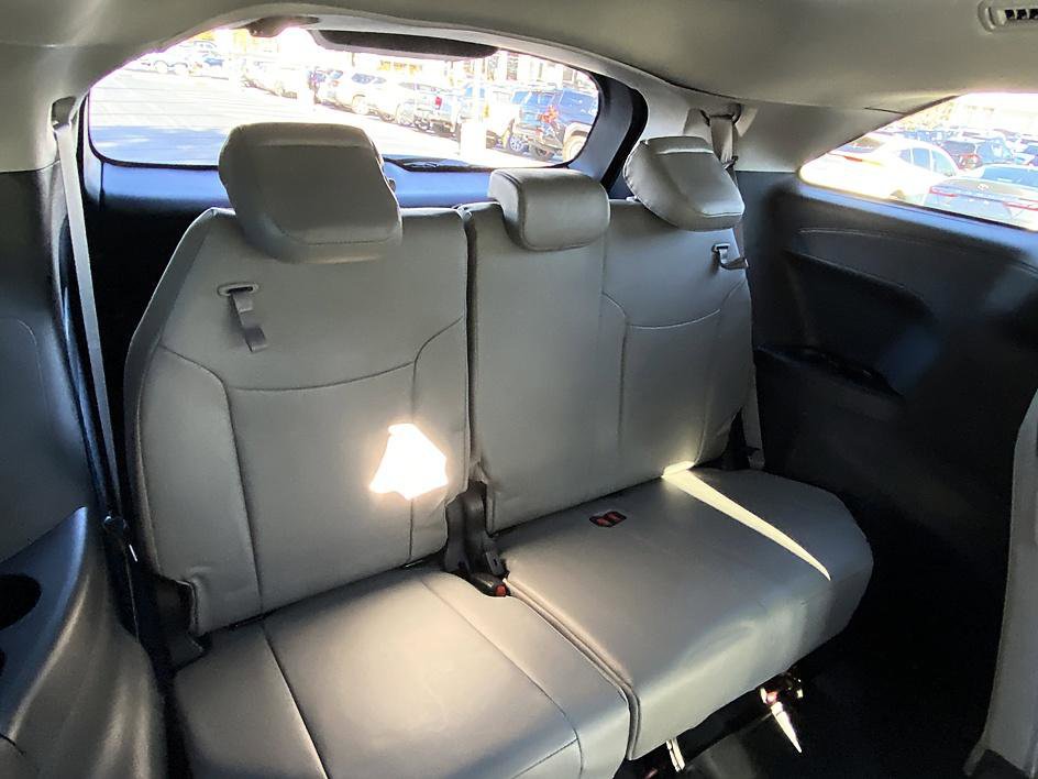Certified 2025 Toyota Sienna XLE image 24