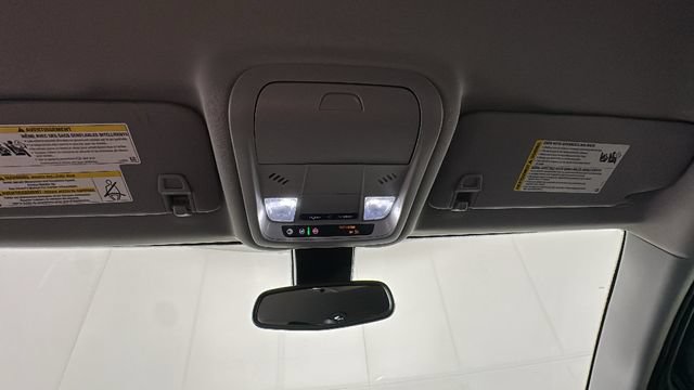 Used 2024 GMC Terrain SLE w/ Driver Convenience Package AWD/4WD image 24