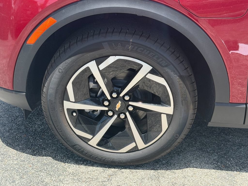 New 2026 Chevrolet Equinox EV LT w/ Comfort Package AWD/4WD image 9