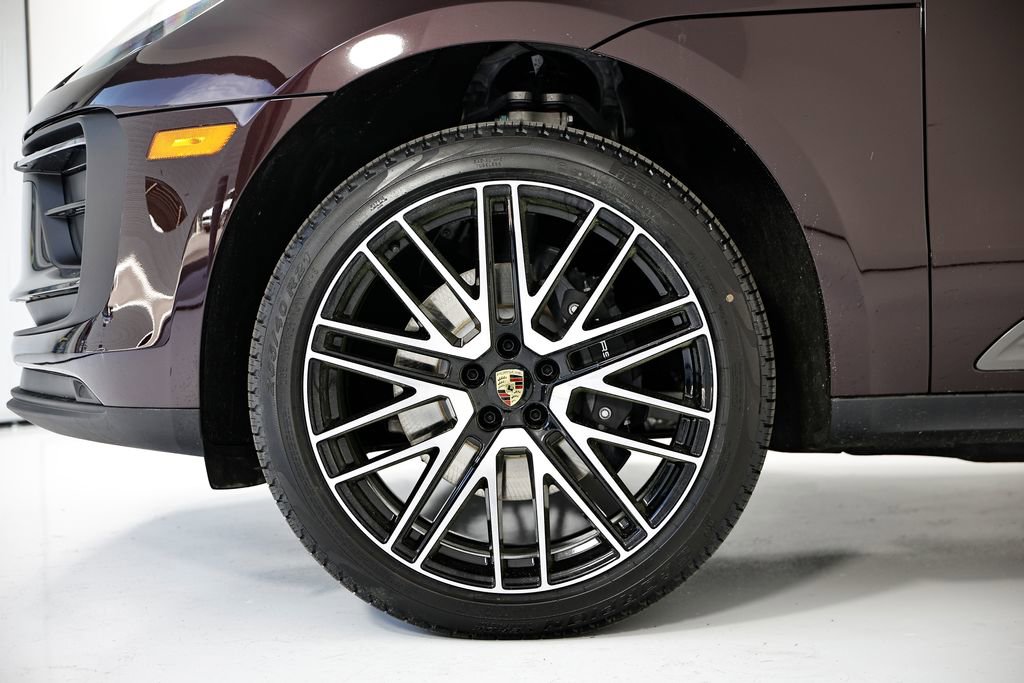 New 2026 Porsche Macan Turbo image 13