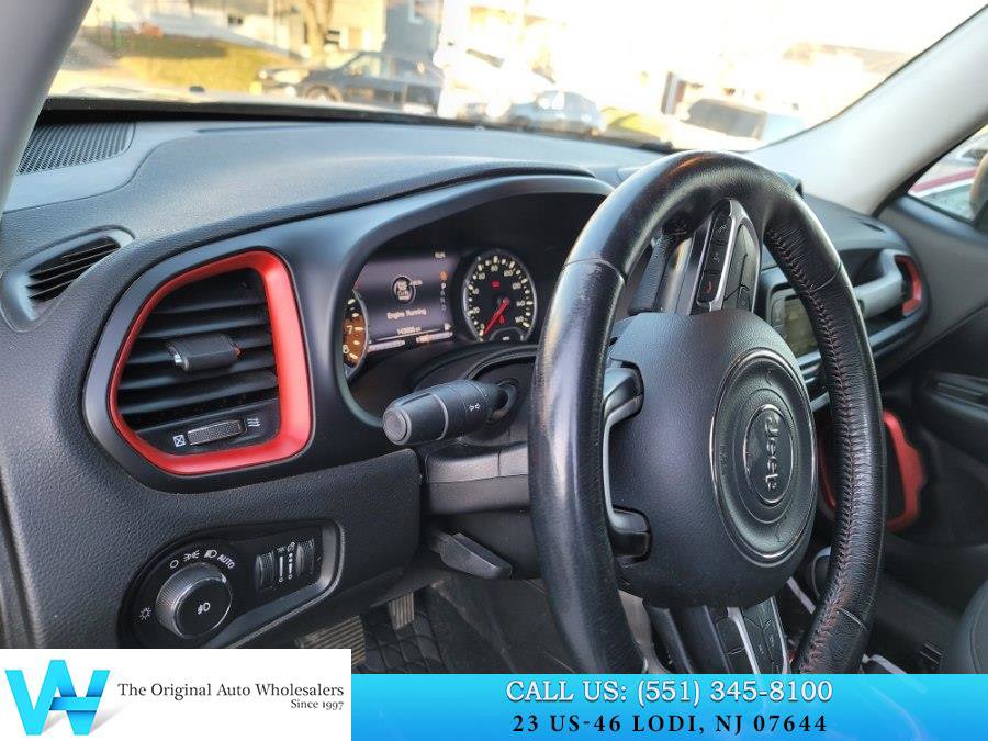 Used 2015 Jeep Renegade Trailhawk w/ Popular Equipment Group image 10