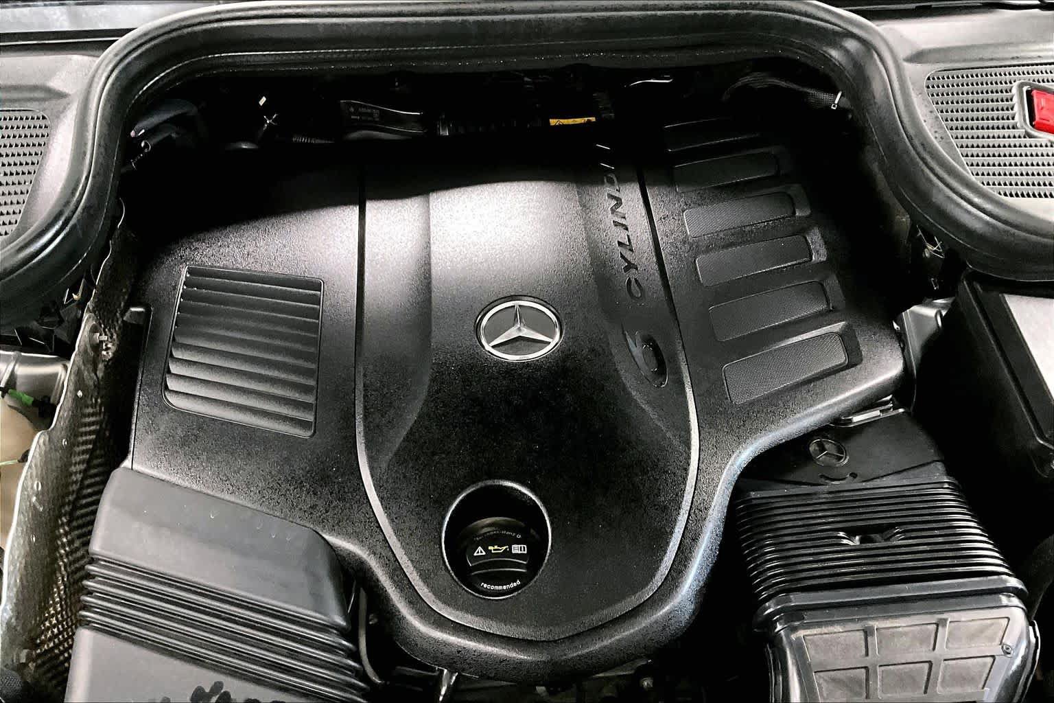 Certified 2021 Mercedes-Benz GLS 450 4MATIC image 31