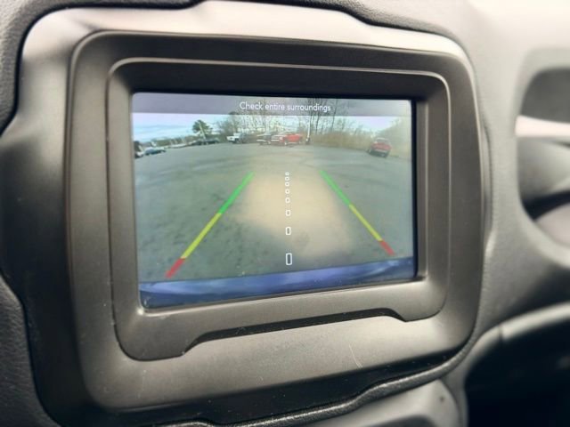 Used 2021 Jeep Renegade Latitude image 14