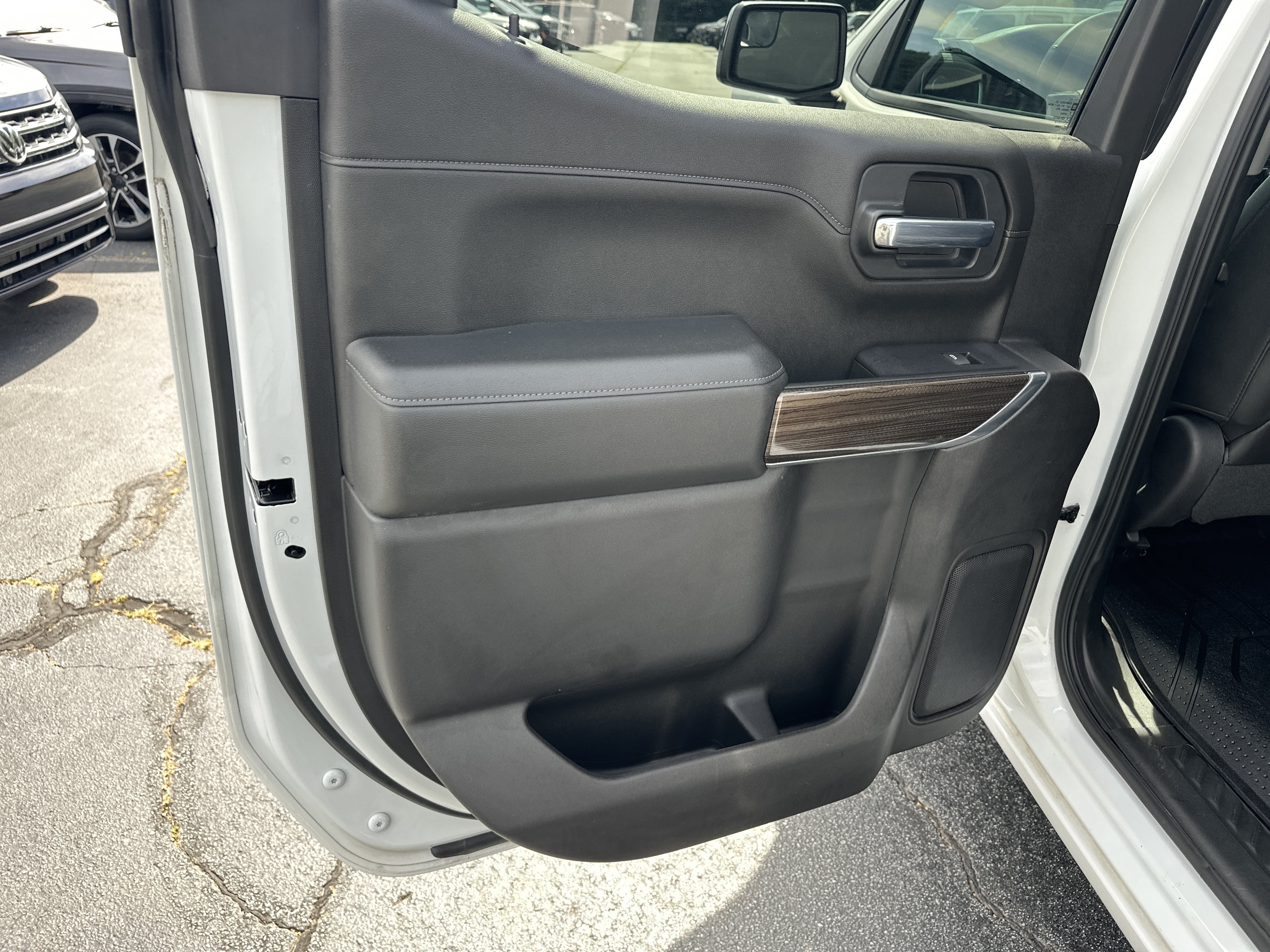 Used 2019 Chevrolet Silverado 1500 RST AWD/4WD image 23