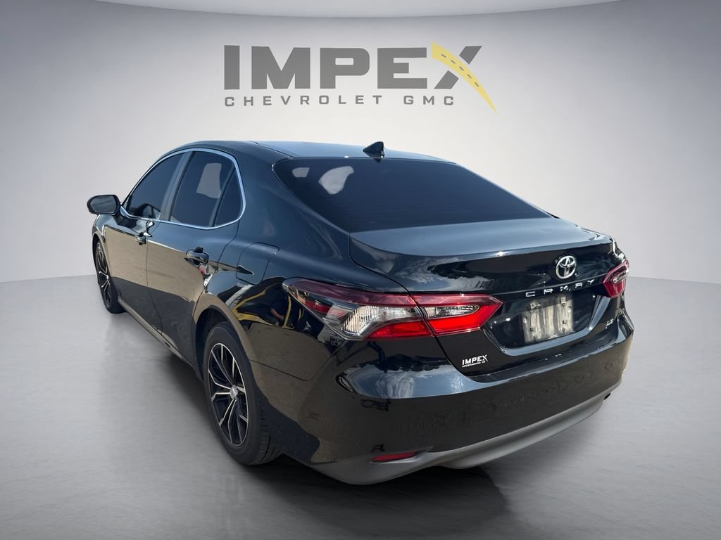 Used 2023 Toyota Camry LE FWD image 2