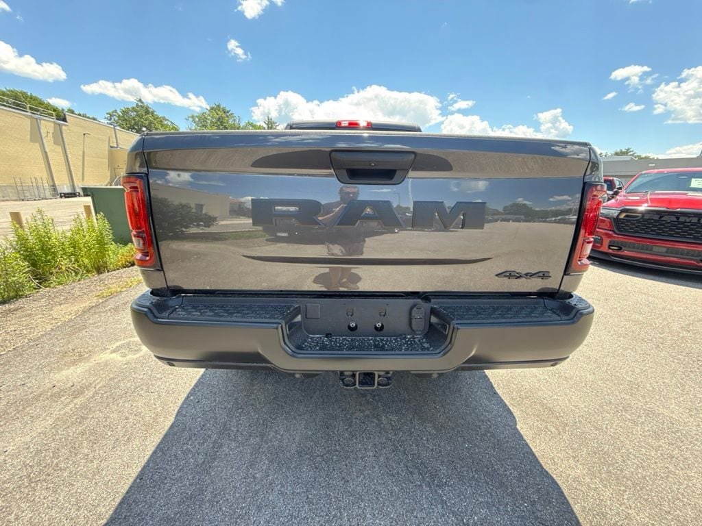 New 2026 RAM 2500 Warlock AWD/4WD image 4