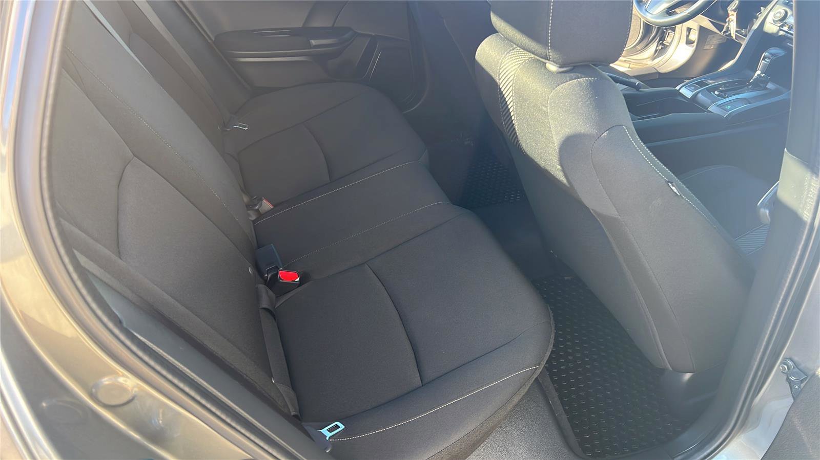Used 2017 Honda Civic Sport image 19