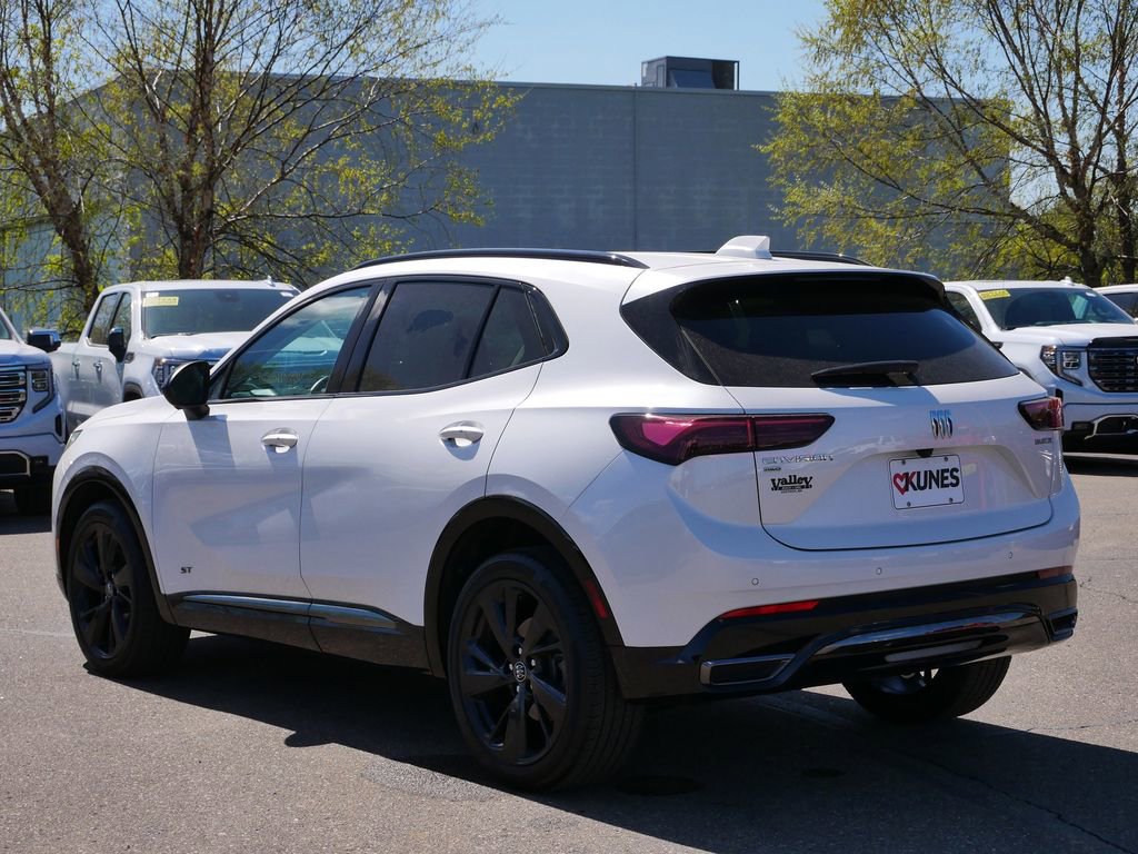 Used 2024 Buick Envision Sport Touring AWD/4WD image 8