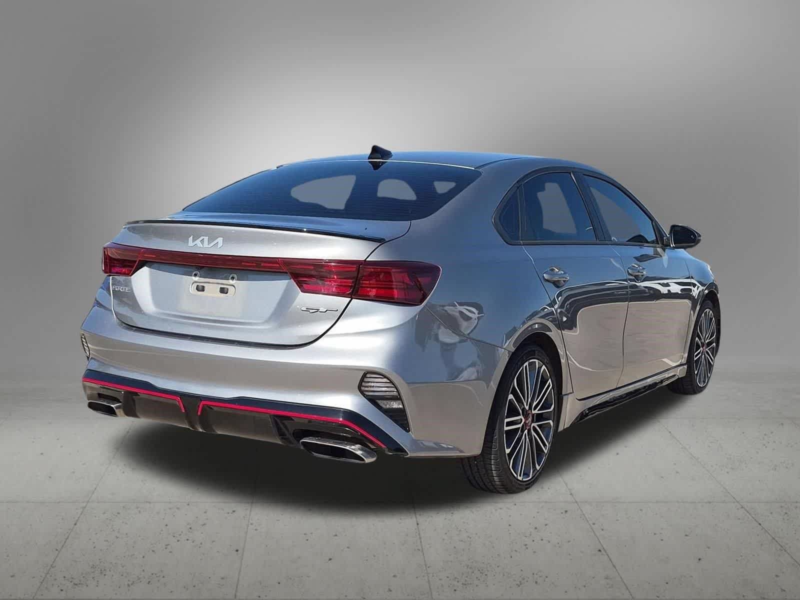 Used 2022 Kia Forte GT w/ GT Technology Package FWD image 6