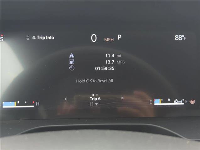 New 2025 Jeep Grand Cherokee Altitude image 12