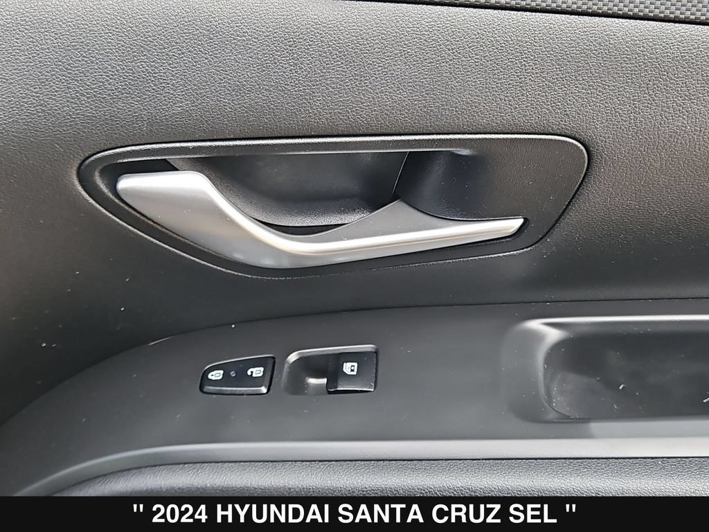 Used 2024 Hyundai Santa Cruz SEL FWD image 32