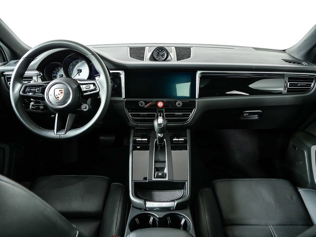 Certified 2023 Porsche Macan S w/ Premium Package Plus image 22
