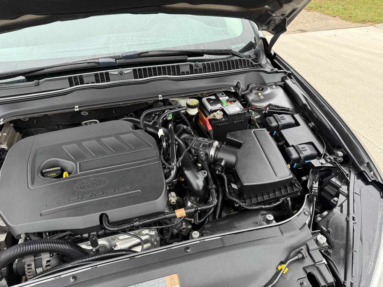 Used 2014 Ford Fusion SE w/ Equipment Group 201A FWD image 35